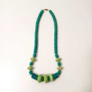Vintage 1980s Green Saucers and Discs Wooden Bead Necklace